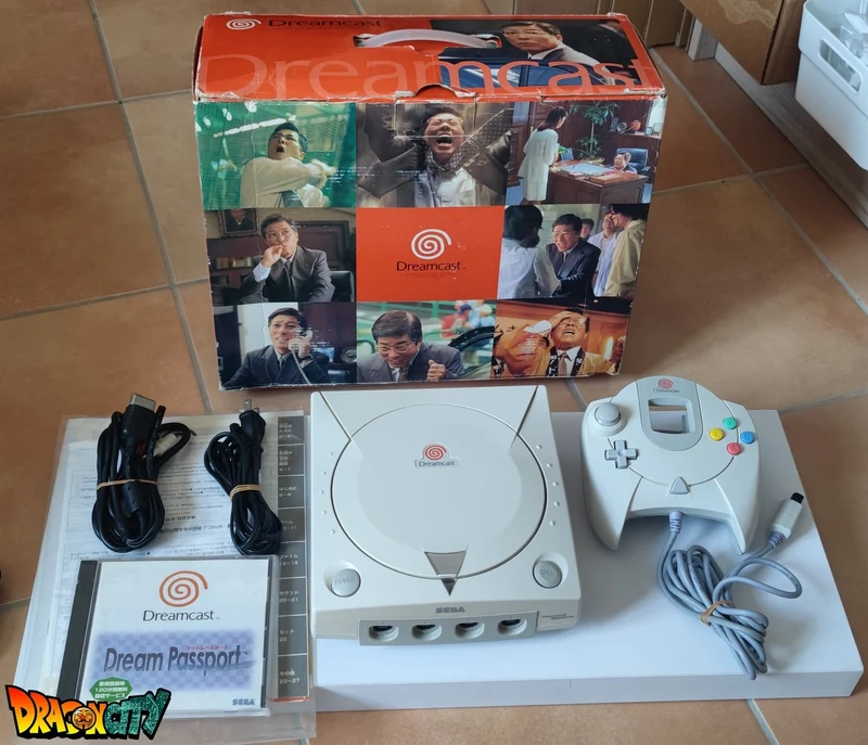 Dreamcast VA0 Freezone 60Hz + Patch 50Hz/60Hz Auto + Boîte + Alimentation 220V + 1 Manette + Notices + Dream Passport + Câble Vidéo + Câble Alimentation + Serial Matching
