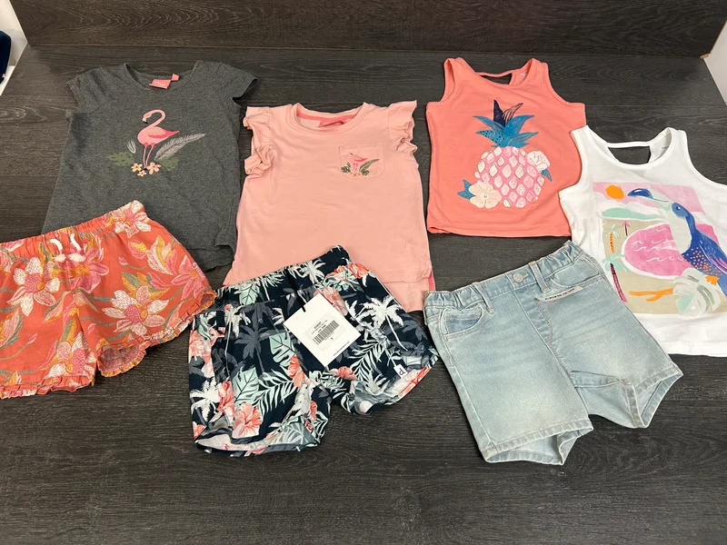 Reservé - Neuf et usagé - petit lot été - 5 ans - 70$ / lot