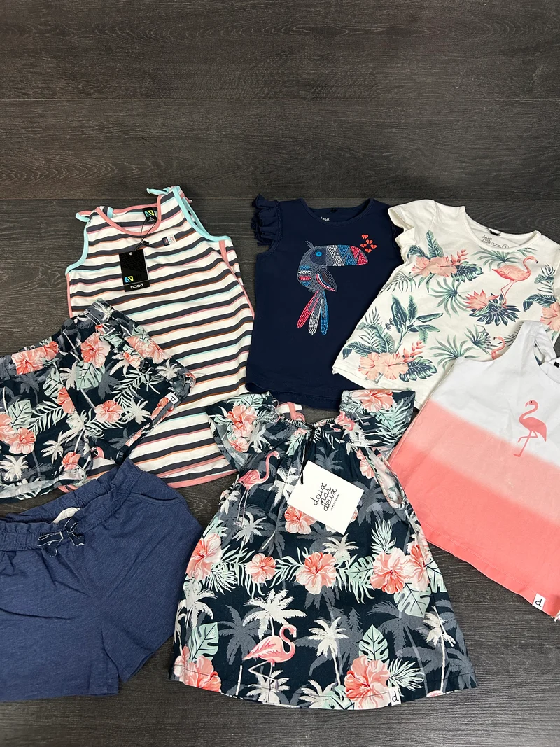 Reservé - I.s. Neuf, comme neuf et usagé - 6 ans - nano, 2x2 et h&m