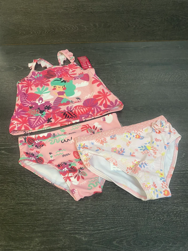 Maillot 2 pieces et culotte bikini - 10 ans - 20$