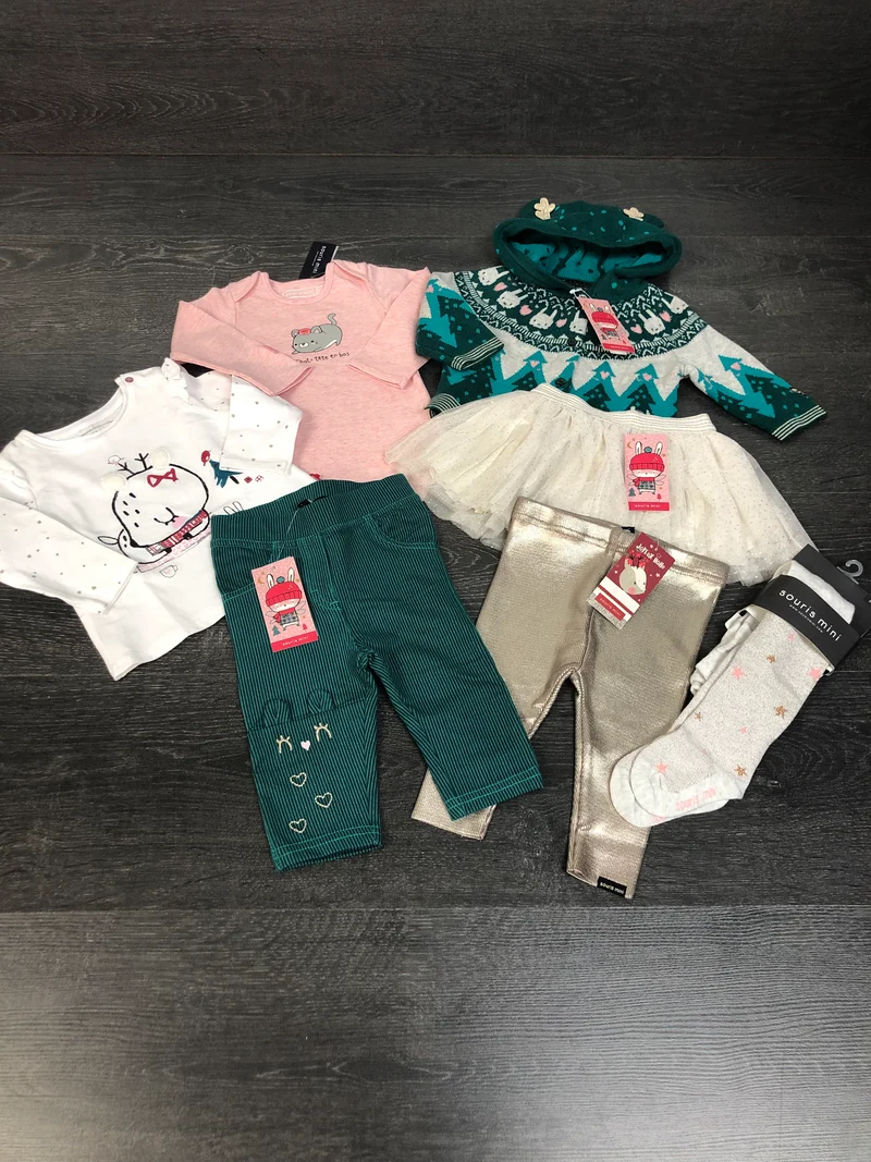 PROMO 90$ - Lot bebe - souris mini - 6-9 mois