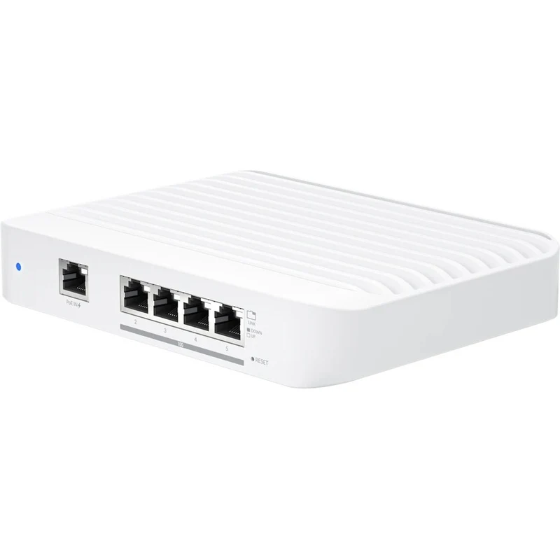 Commutateurs Ubiquiti USW-FLEX-XG en boîte ouverte